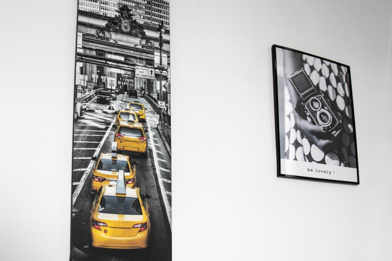 Aurora Luxury Rooms Napoli Bagian luar foto